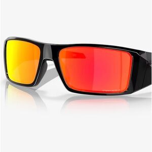 Men’s Oakley sunglasses